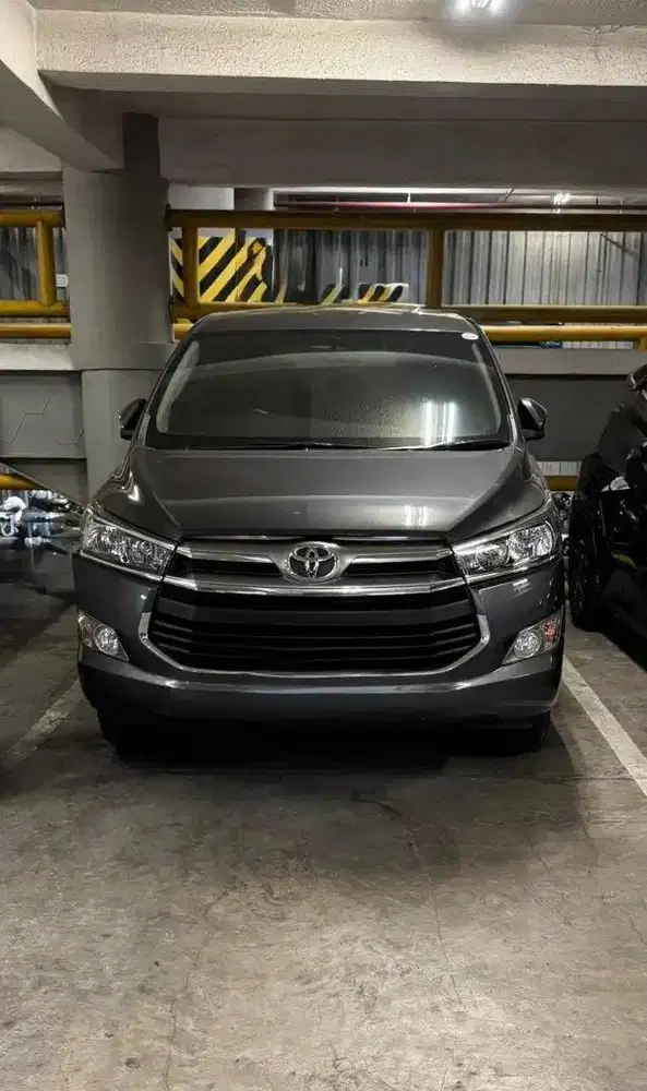 Toyota Innova Reborn V  Tahun 2017