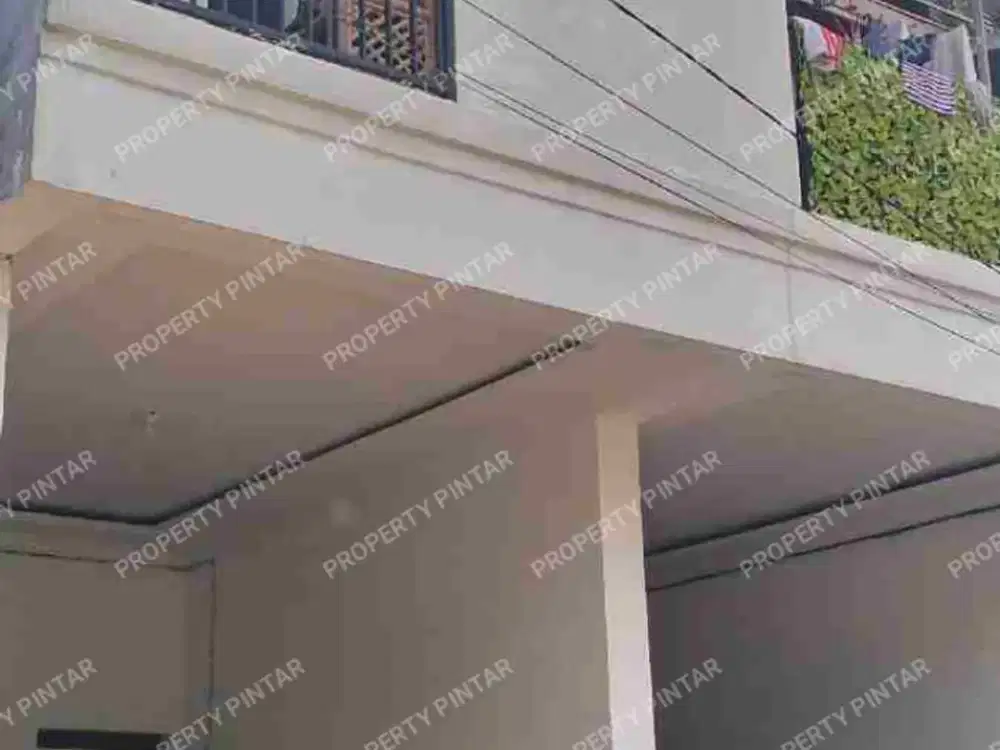 DI JUAL RUMAH MINIMALIS MANIS UNYU UNYU 2LANTAI AKSES MOBIL DI KRAMAT JATI JAKTIM