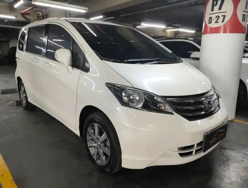 DP 20 Jt, HONDA FREED PSD AT 2012