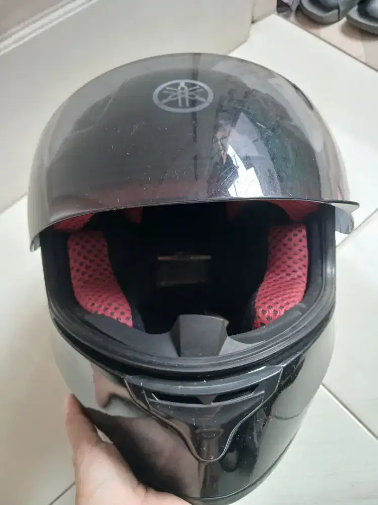 Helm full face yamaha