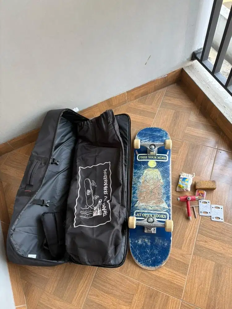 SKATEBOARD FULLSET - Girl 8.25 Independent 144 Ricta 53 Bronson G3