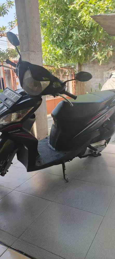 Spacy 2011 Hitam