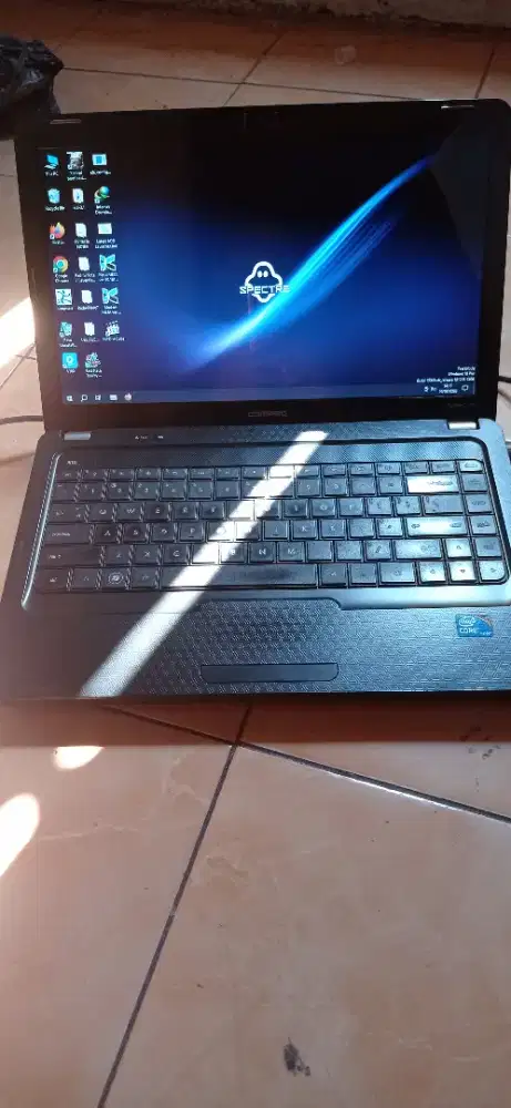 Jual laptop Compaq presario CQ42
