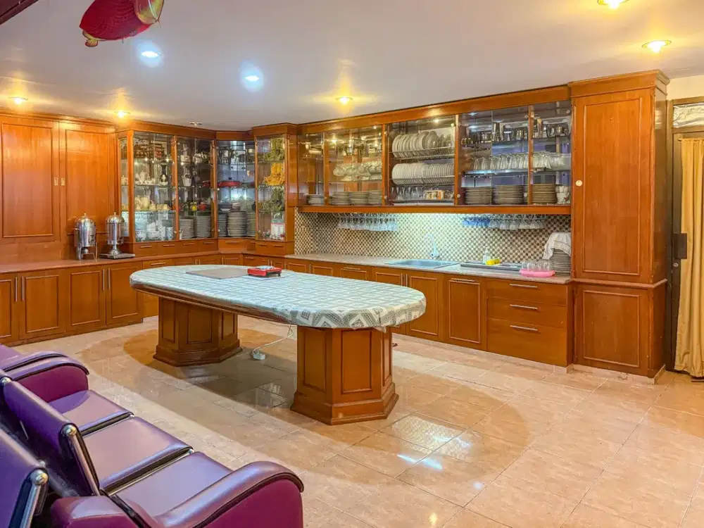Dijual Rumah Toko di Cirendeu Raya - Harga Nego