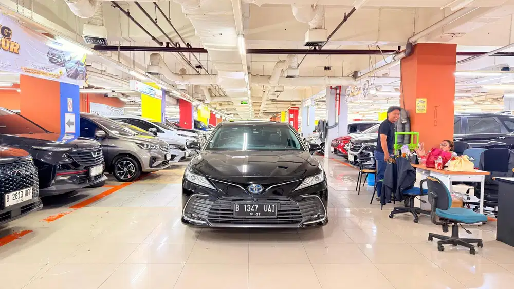 Toyota Camry V 2021