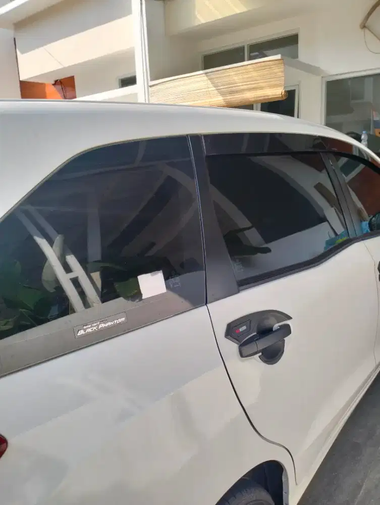Toko khusus pasang kaca film mobil
