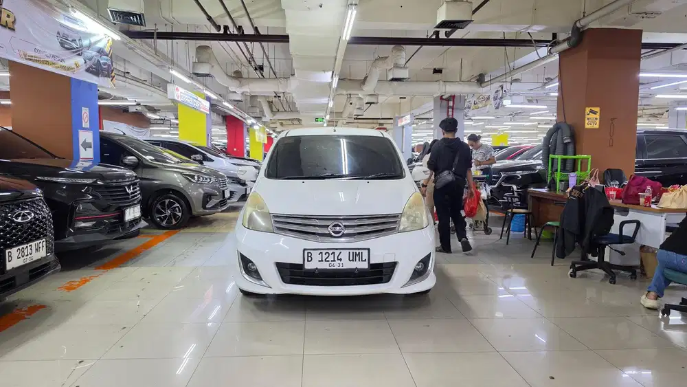 Nissan Livina xv 2013