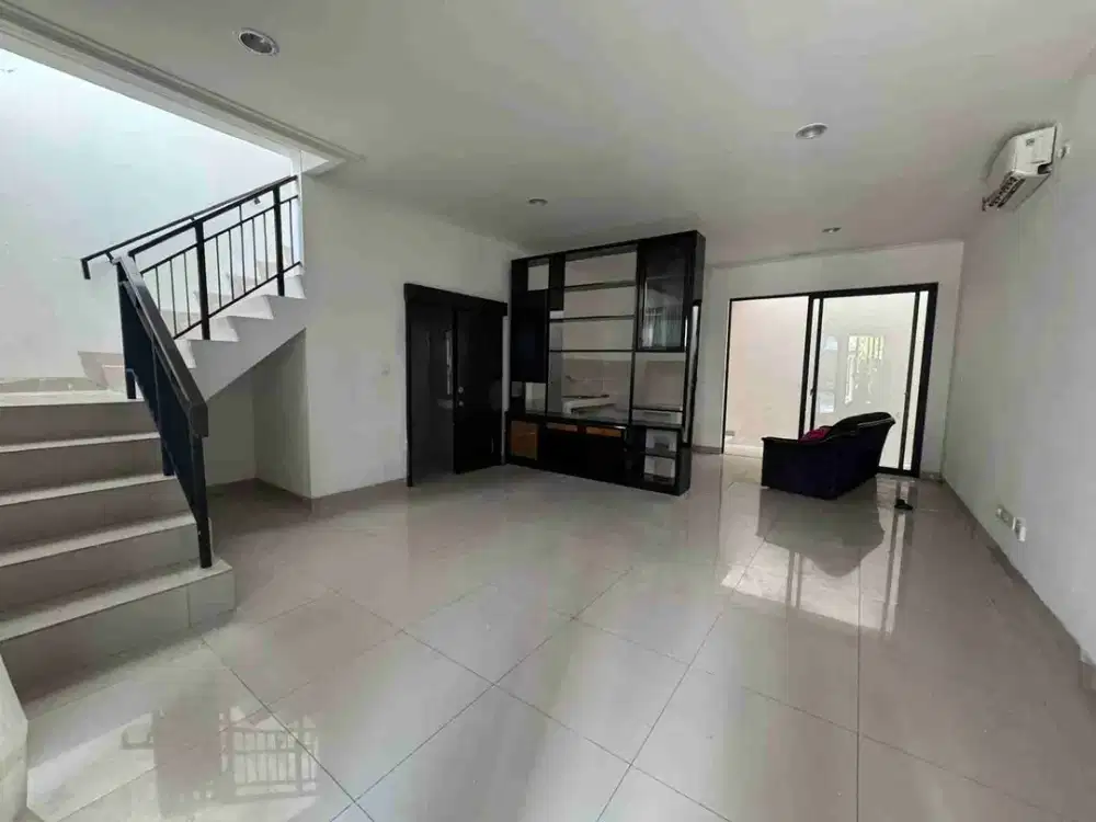Jual Rumah Georgia Boulevard Kosongan Pik 2