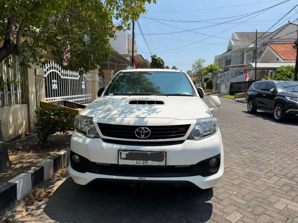 Toyota FORTUNER DIESEL 2.5 G AT TRD 2014