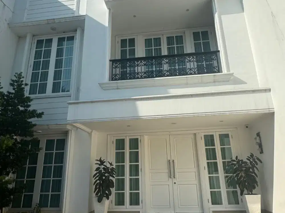 Rumah mewah Pik1 American style furnished mewah