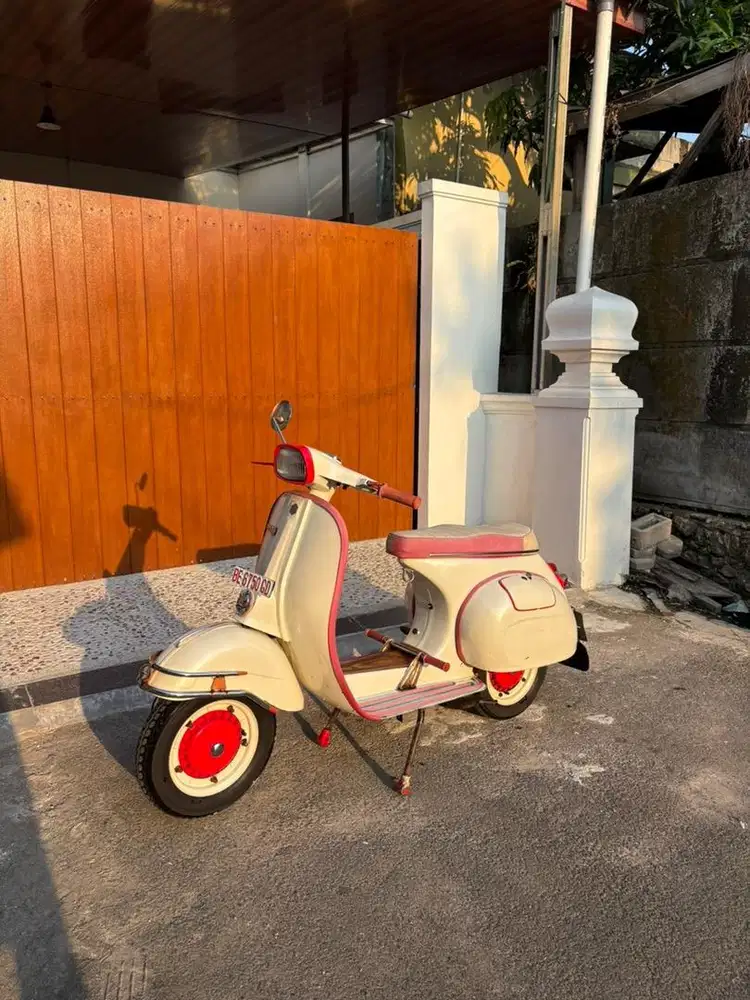 vespa super 1975
