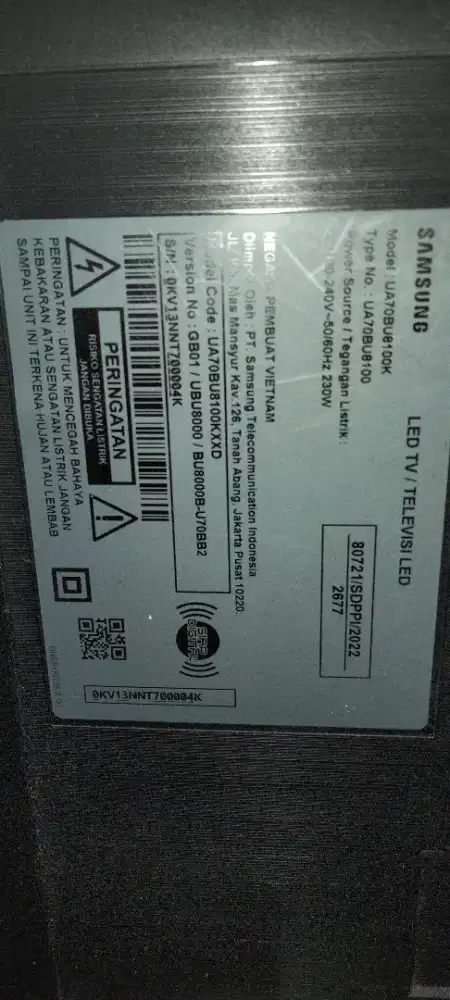 Samsung 70 inch layar blank biru