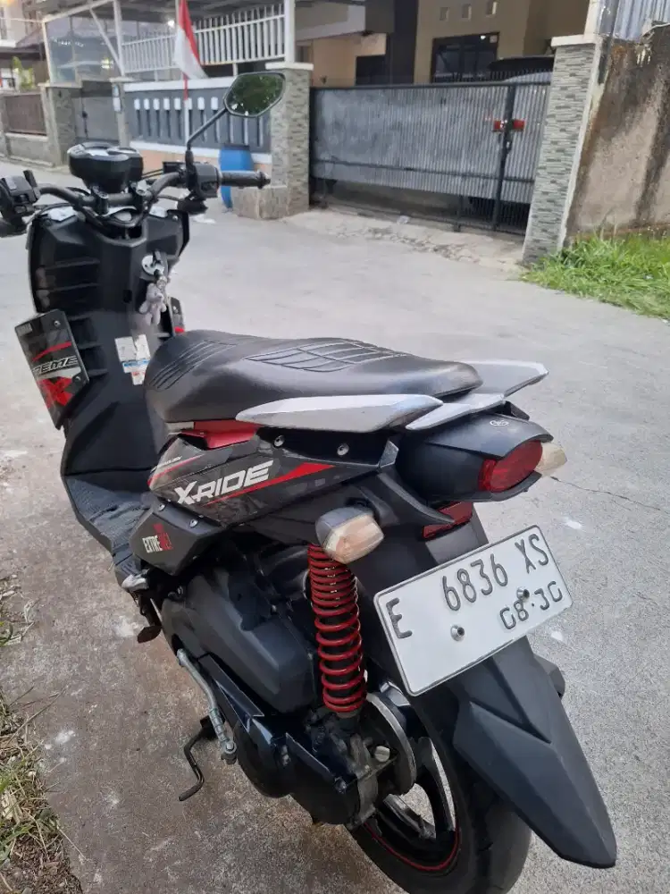 Jual motor yamaha X-Ride 2016