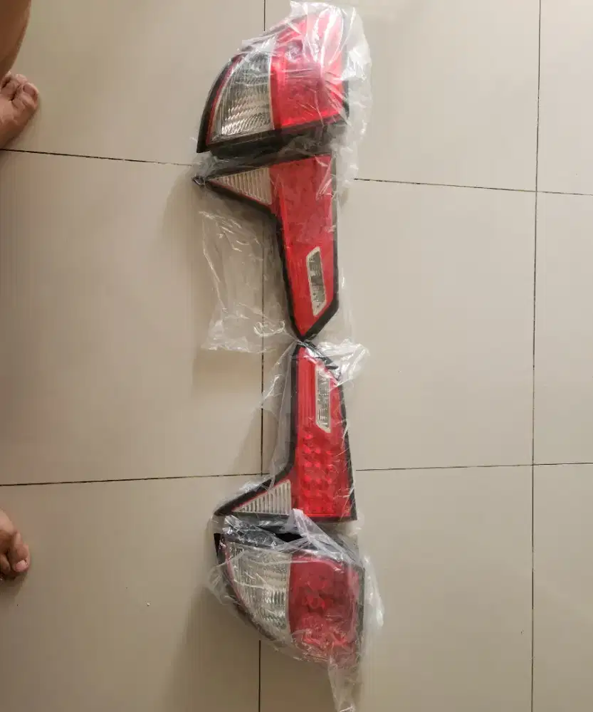 Stoplamp Honda HRV Asli Original Honda model facelift putih (Des 2021)