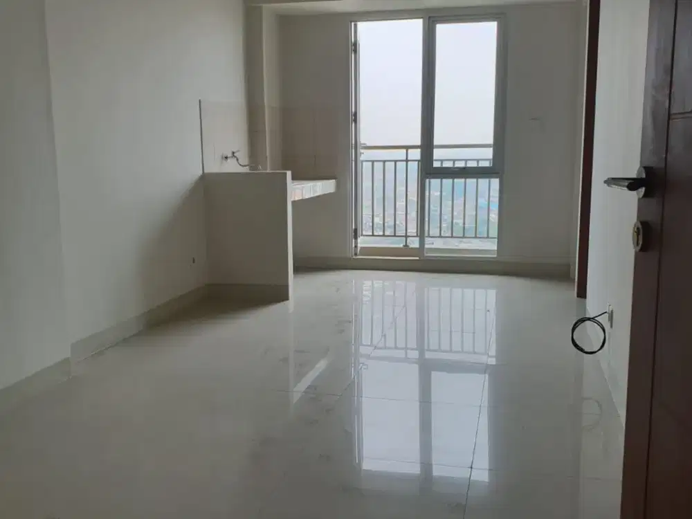 Dijual 2BR Semi Furnish Oak Tower B – Lantai 16, Untuk Keluarga, Dekat LRT & Terminal Pulo Gadung