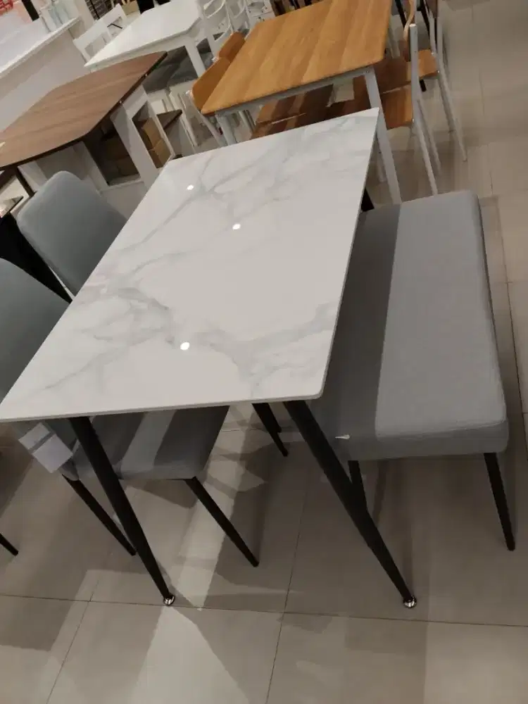 Promo Spesial Set Meja Makan