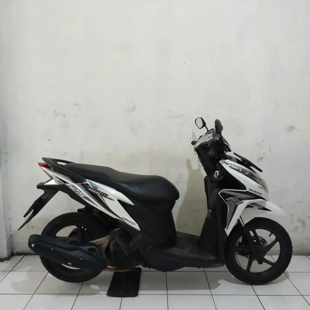Honda Vario KZR ISS 2014 Orisinil Bagus lengkap Mesin Cakep