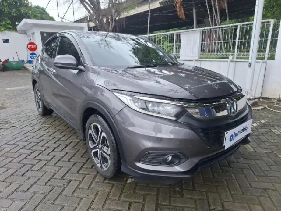 DP MURAH Honda HR-V 1.5 E Bensin-AT 2019 Abu-Abu CBIVB