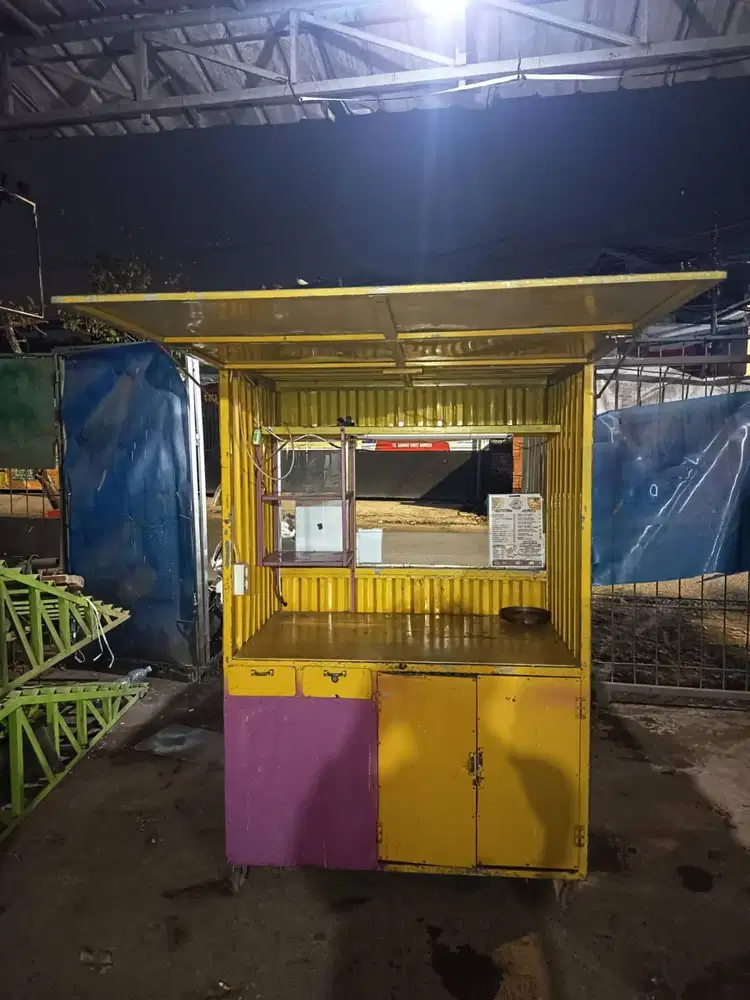 Booth Container Premium (Second)