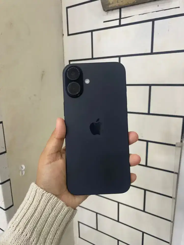 iphone 16 plus 128 gb resmi digimap fullset orian 
hb 99% cc 112x