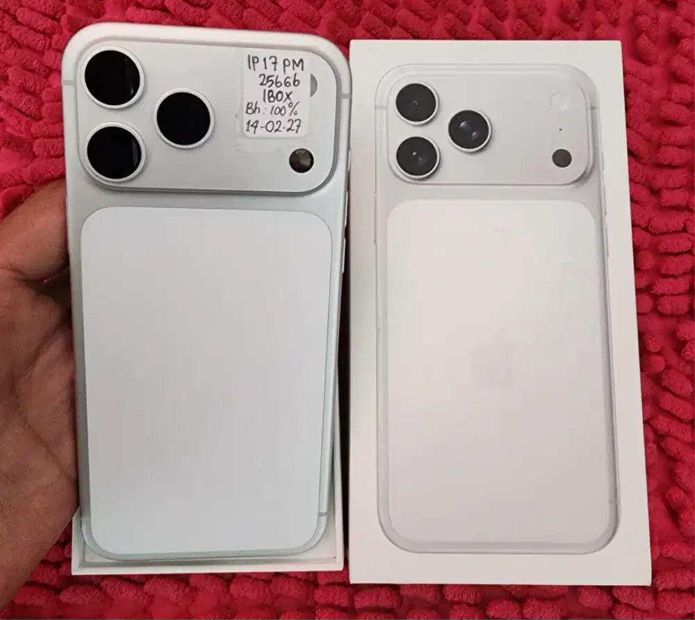 Iphone 17 pro max 256gb silver like new