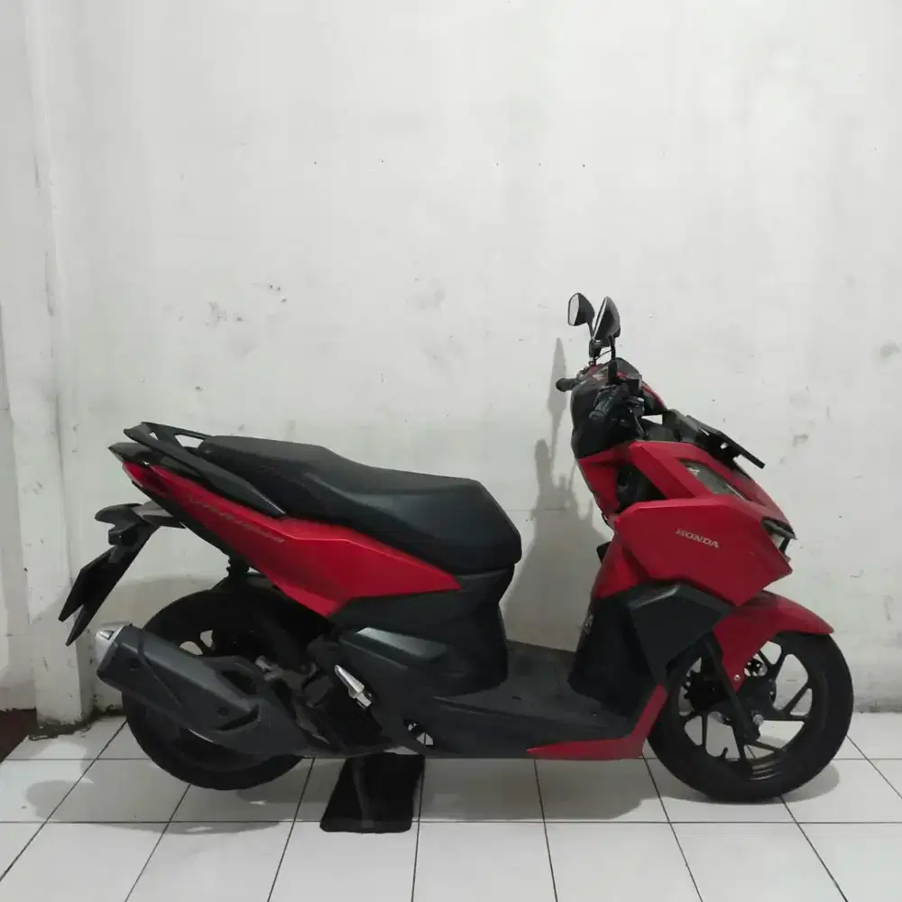 Honda Vario 160 Non ABS 2022 Orisinil Bagus lengkap Mesin Cakep