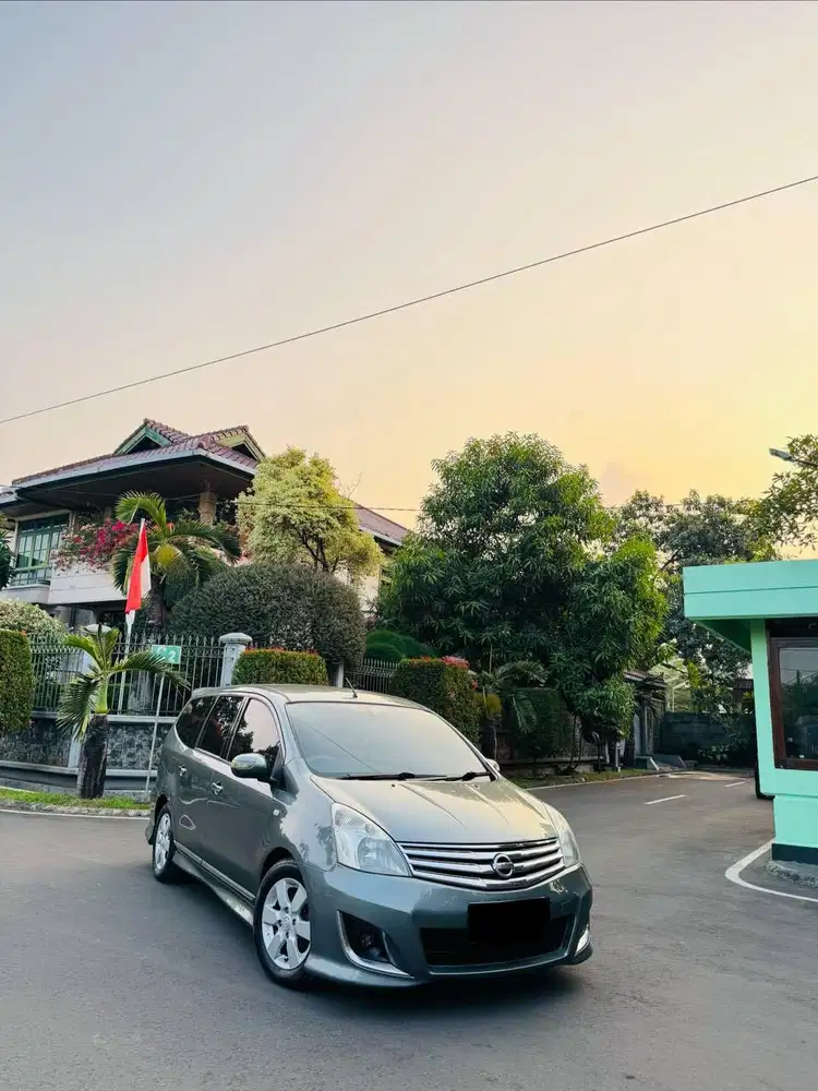 Grand Livina XV Matic Siap Pakai Luar Kota