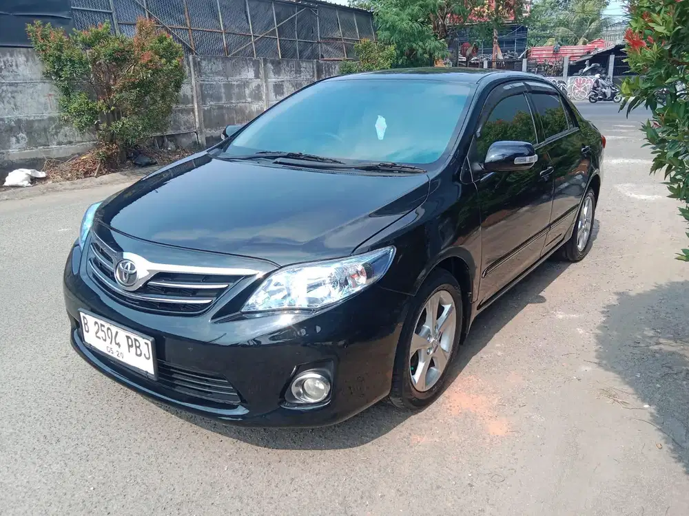 TOYOTA COROLLA ALTIS G AT 1.8 2013
