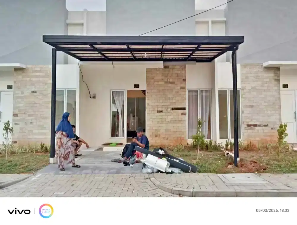 Kanopi baja ringan dan garasi