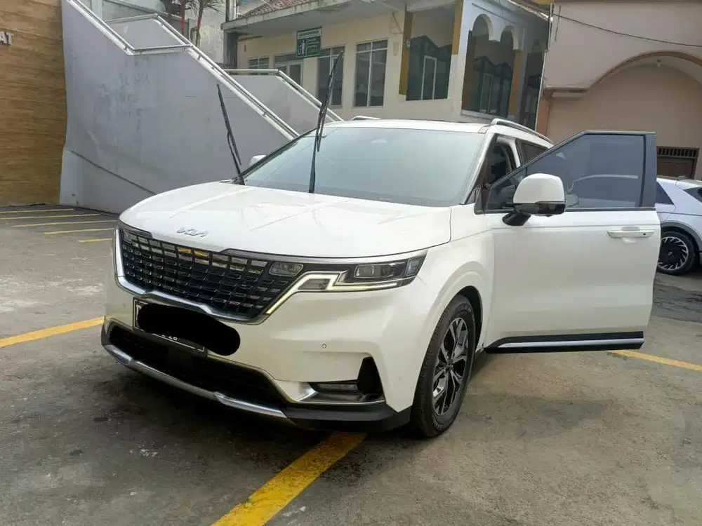 Kia grand carnival premier