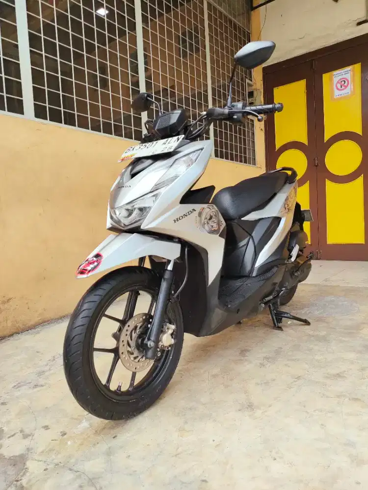 Honda Beat / Beat Street 110 Fi 2023, Silver Premium Doff, Unit Mulus.