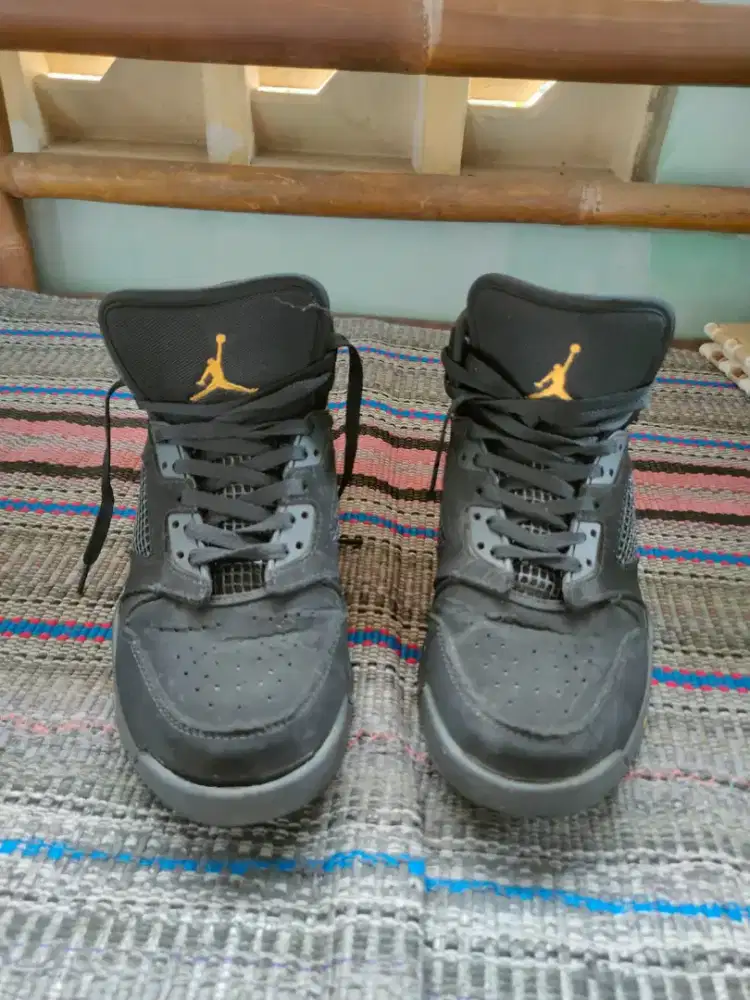 Sepatu Original Second
