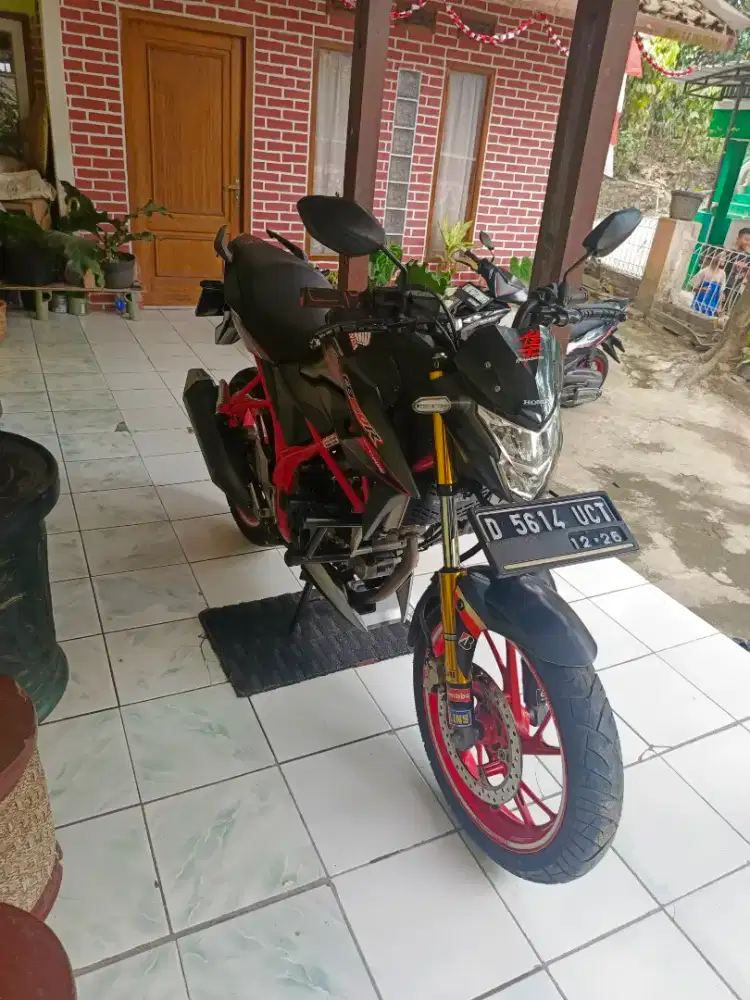New cb150r 2016