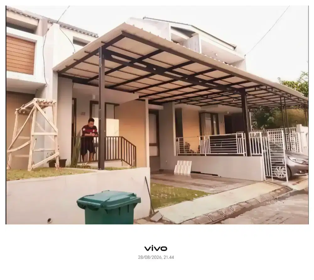 Kanopi baja ringan dan garasi