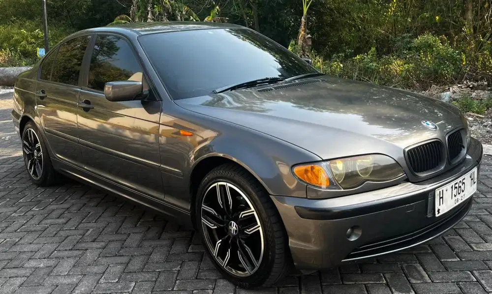 Dijual BMW 318 E46
