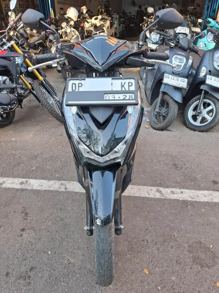 Honda Beat 2023 Hitam plat DP
