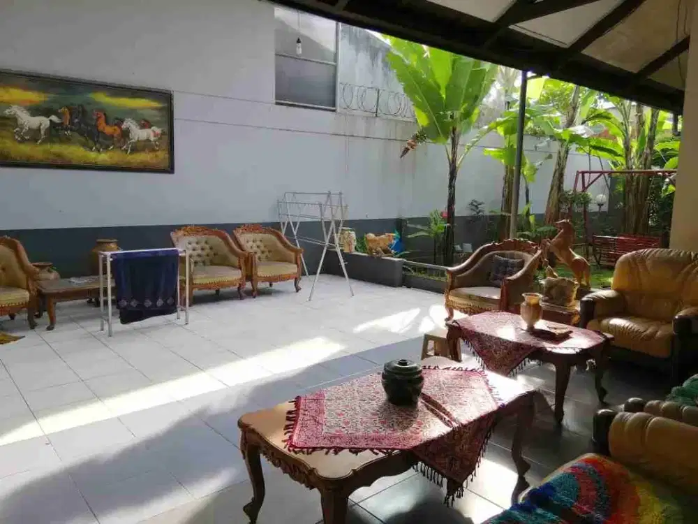 Rumah Dibawah Appraisal dan NJOP 5 M + di Setrasari Gegerkalong Hilir LT 550 Lokasi Strategis Harga 4,25 Milyar