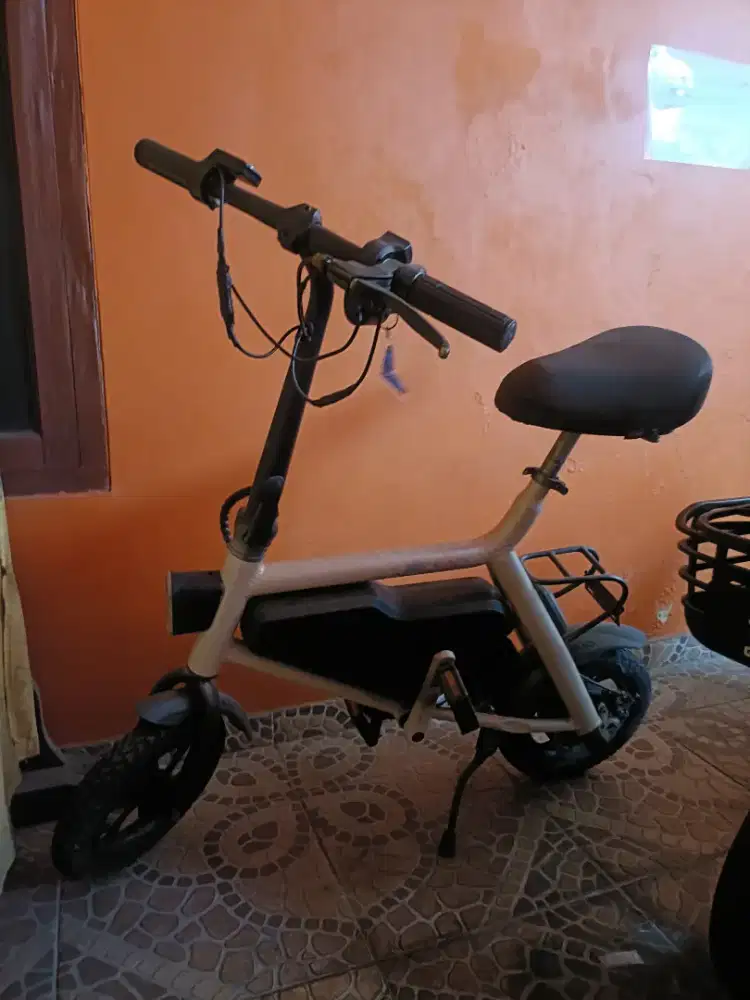 Sepeda Listrik Himo V1Plus