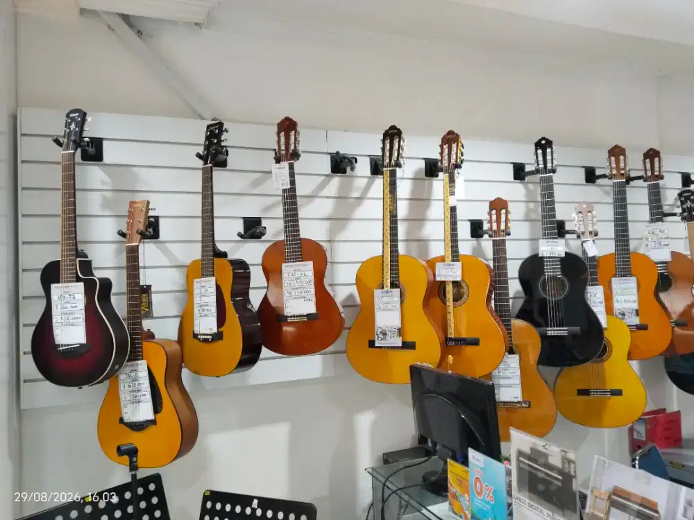 Kredit Gitar Garansi Resmi, cicilan tanpa DP, Syarat cukup KTP saja