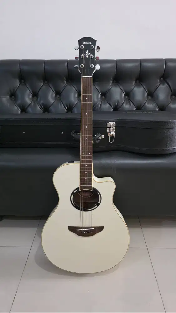 Gitar Akustik Elektrik Yamaha APX 500II - Vintage White Original