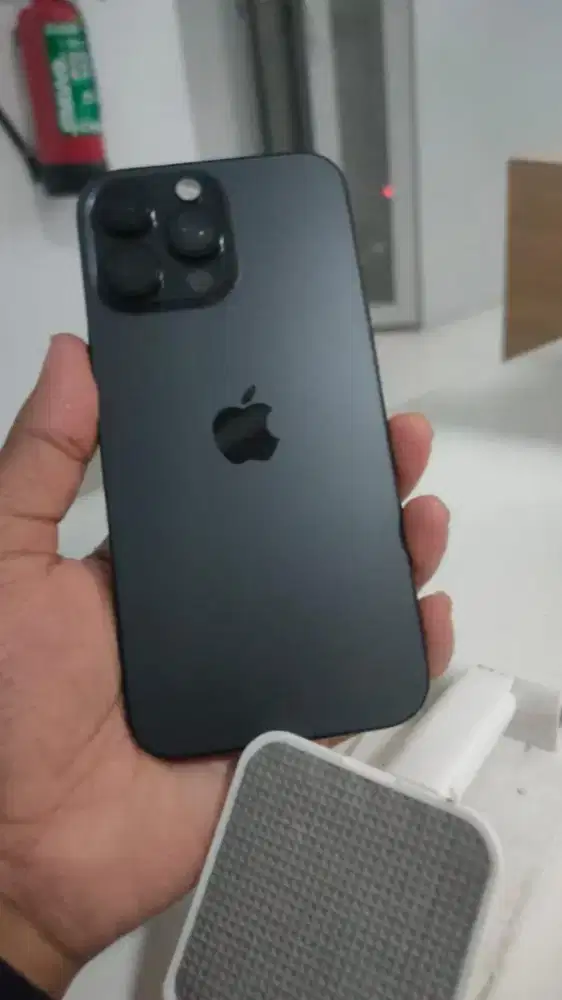 iPhone 15 pro 256 gb