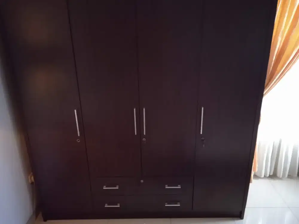 dijual lemari bekas