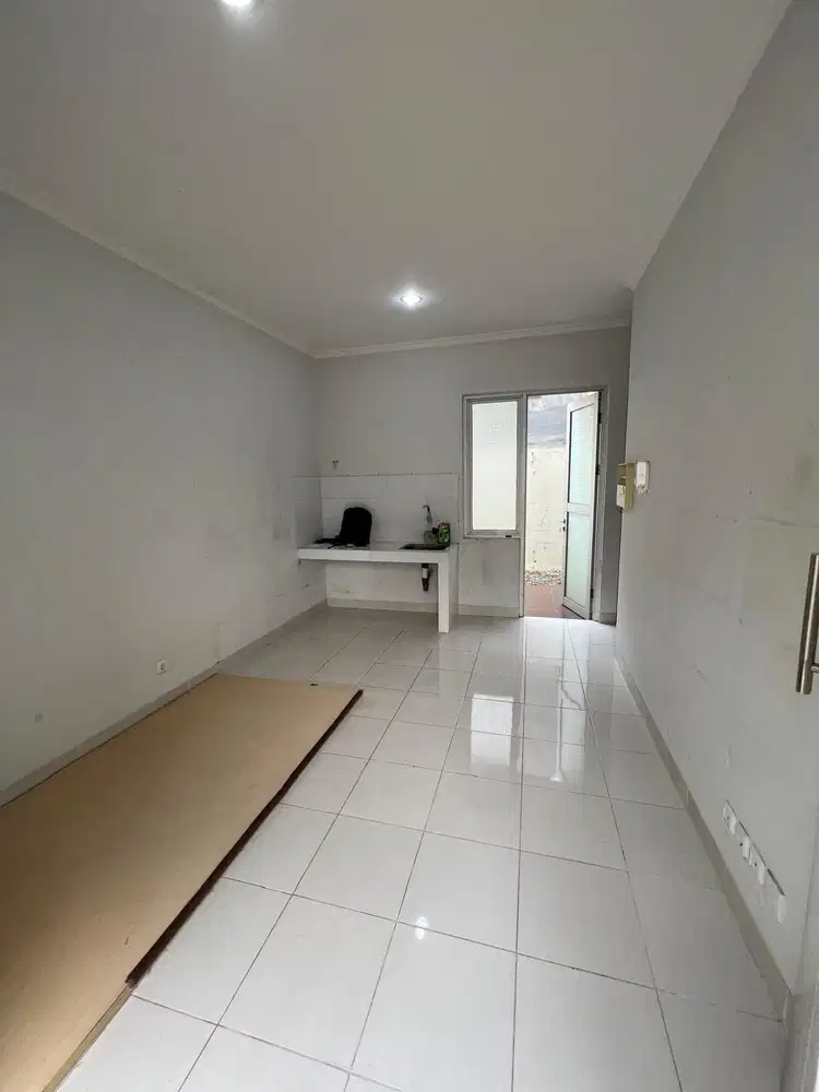 Disewakan rumah gading serpong BSD