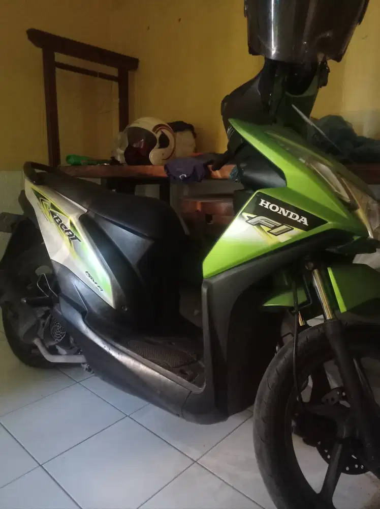 Beat 2014 hijau putih