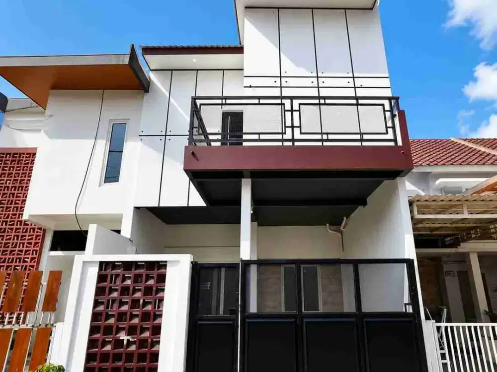 Termurah dikelasnya ‼ Rumah Baru Renovasi di Green Lake Wonorejo Rungkut