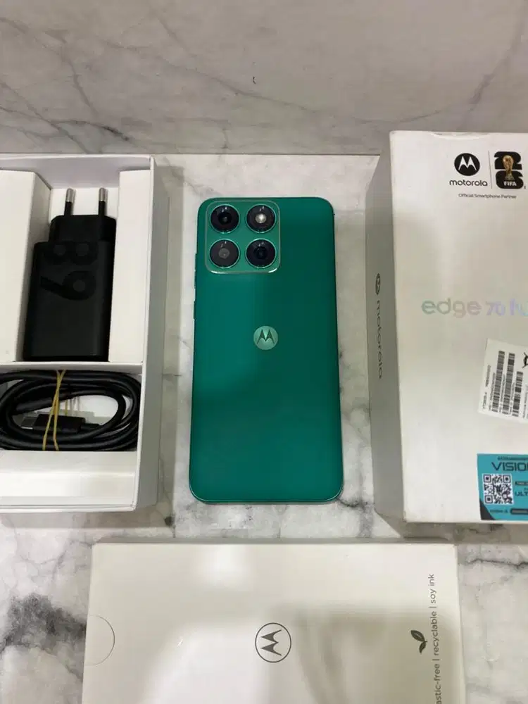 motorola edge 70 fusion 8/256 second lengkap & original bawaan