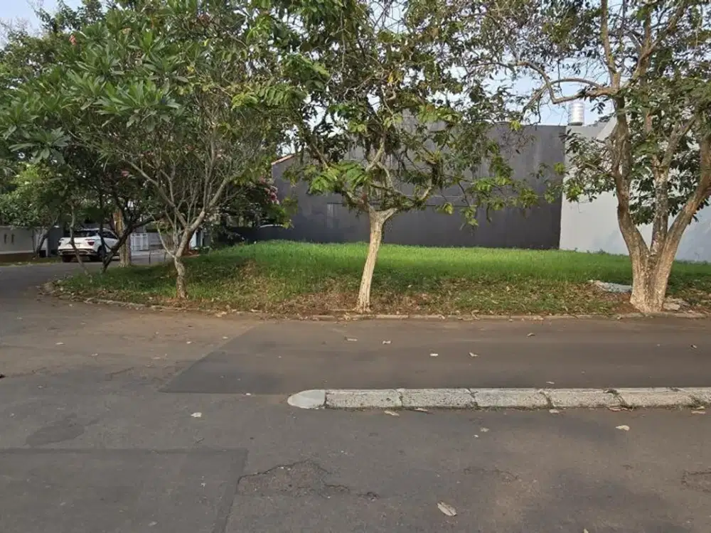 Kavling Hoek, Harga Murah ROW Jalan lebar,  Siap Bangun Kencana Loka BSD