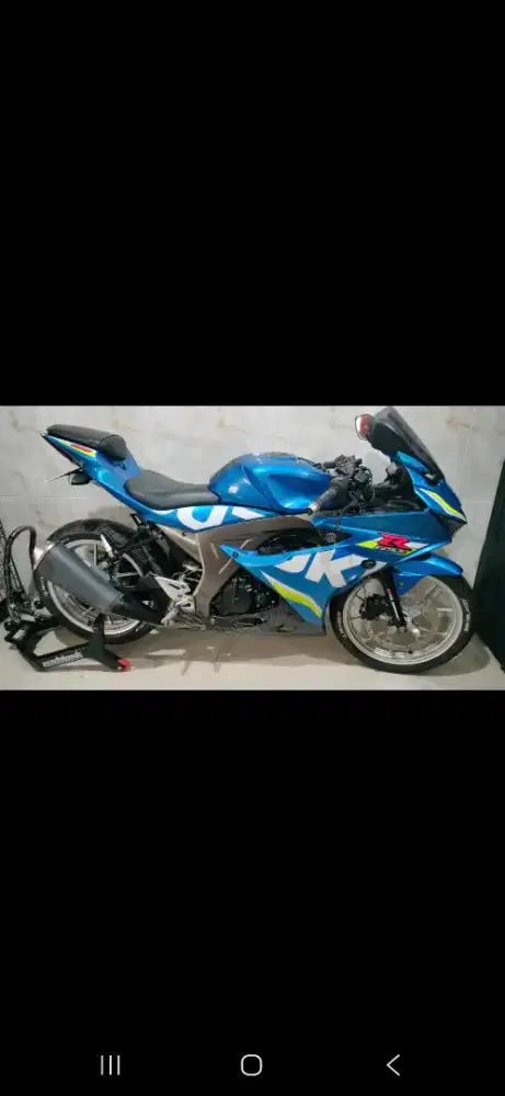 Suzuki GSX150R' 2017