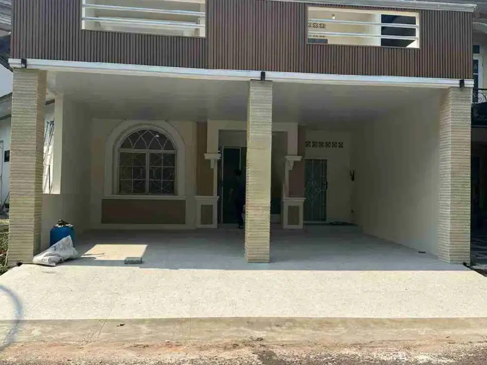 Di jual rumah baru renovasi like new bebas banjir. Kota Wisata Cibubur