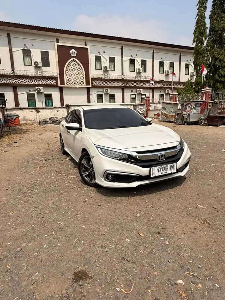 Honda civic turbo 1.5 ES 2020